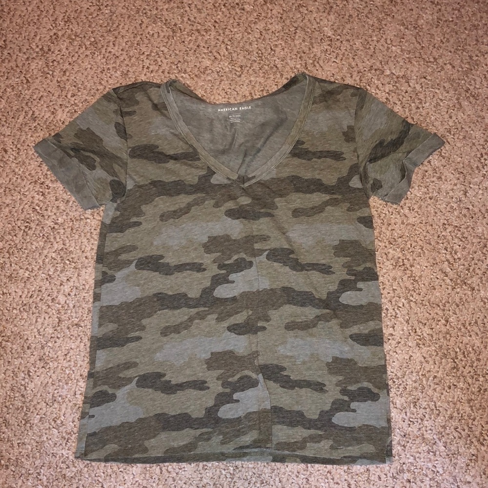 American Eagle t-shirt
